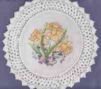 Spring Daffodils Doily